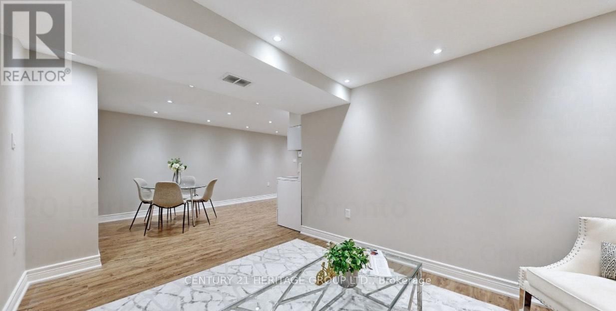 120 HARLANDALE AVENUE Image 31