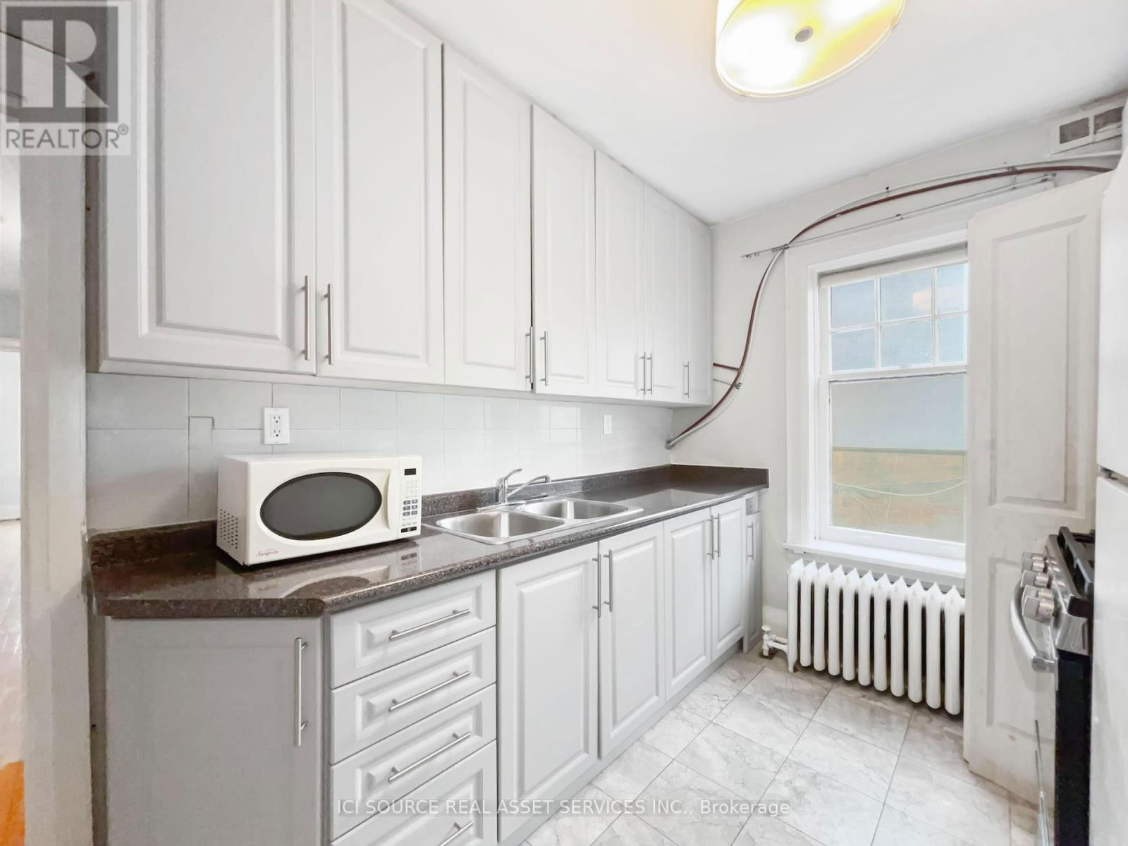 3 - 12 KENDAL AVENUE Image 17