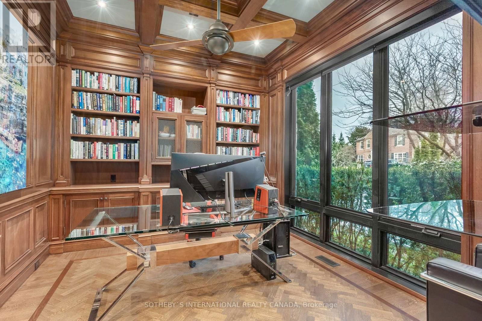 6 BAYVIEW WOOD Image 18