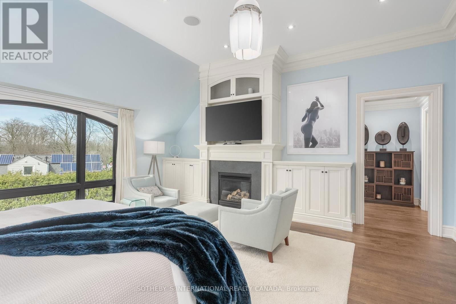 6 BAYVIEW WOOD Image 23
