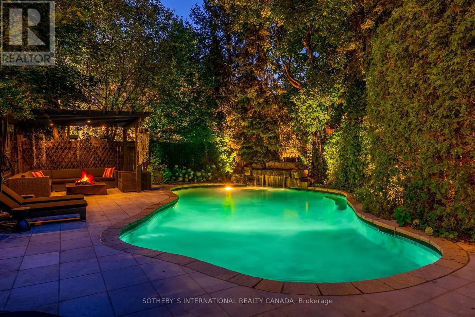 6 BAYVIEW WOOD Image 49