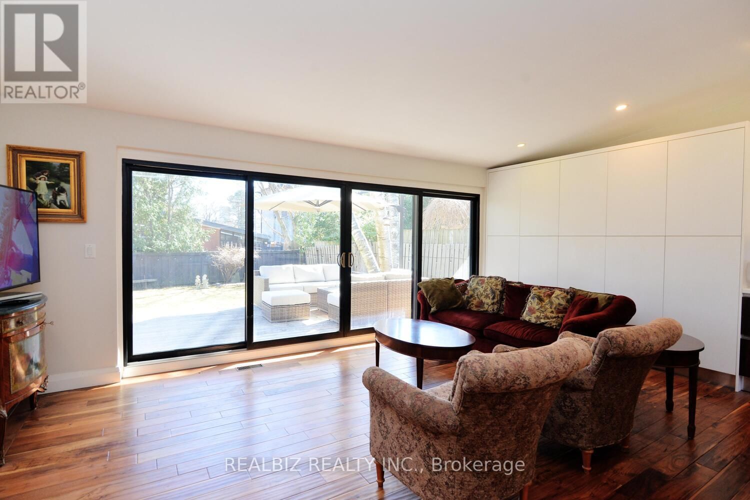 7 SWALLOW COURT Image 10