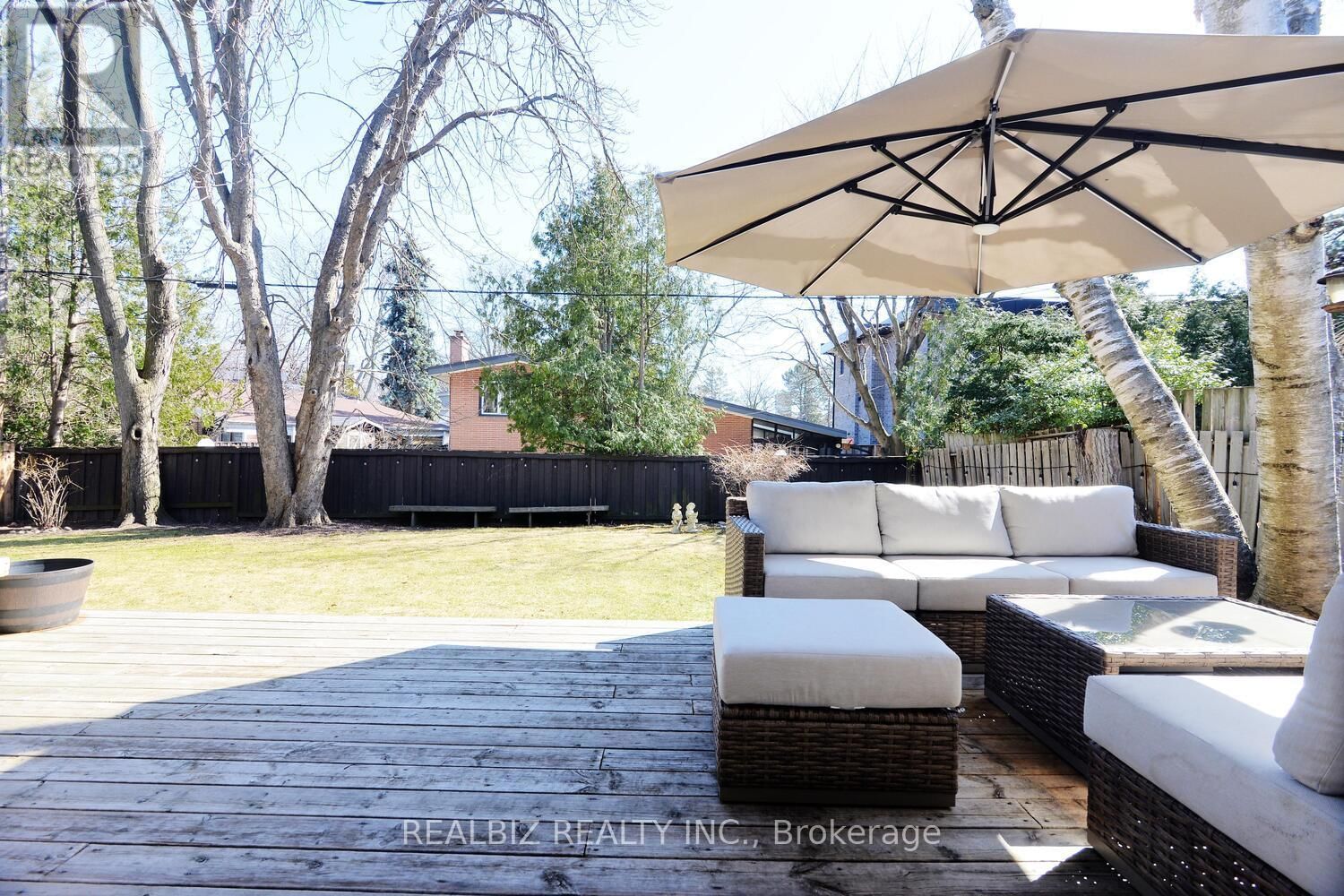 7 SWALLOW COURT Image 35