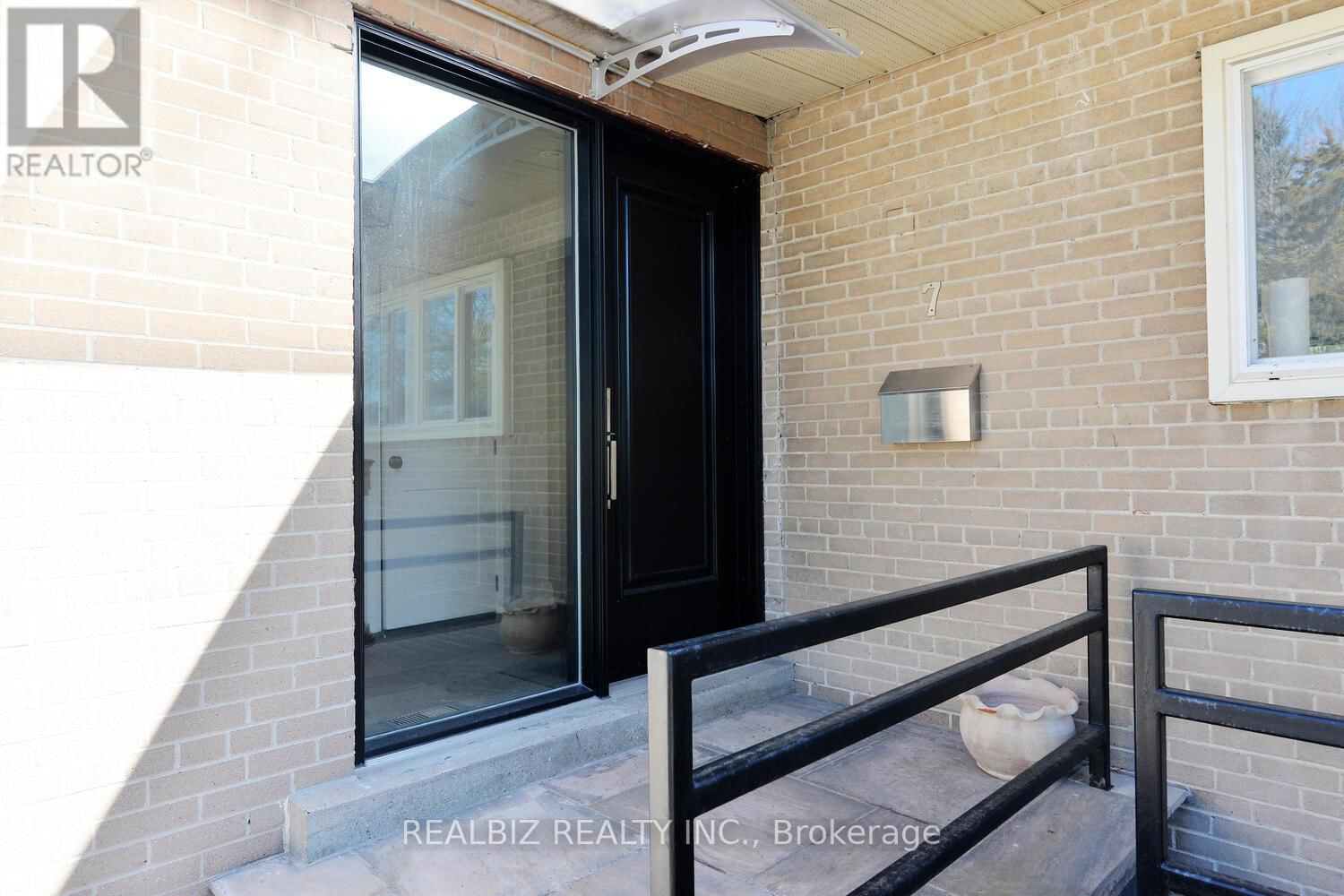 7 SWALLOW COURT Image 6