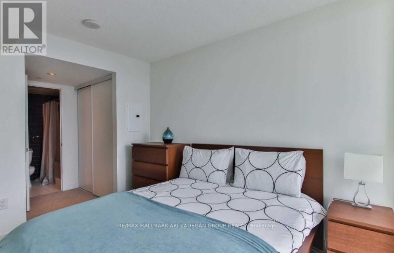 2511 - 75 QUEENS WHARF ROAD Image 10