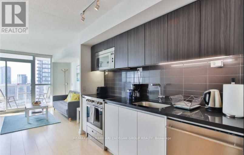 2511 - 75 QUEENS WHARF ROAD Image 11