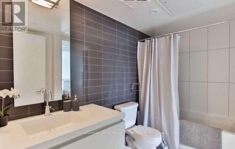 2511 - 75 QUEENS WHARF ROAD Image 12