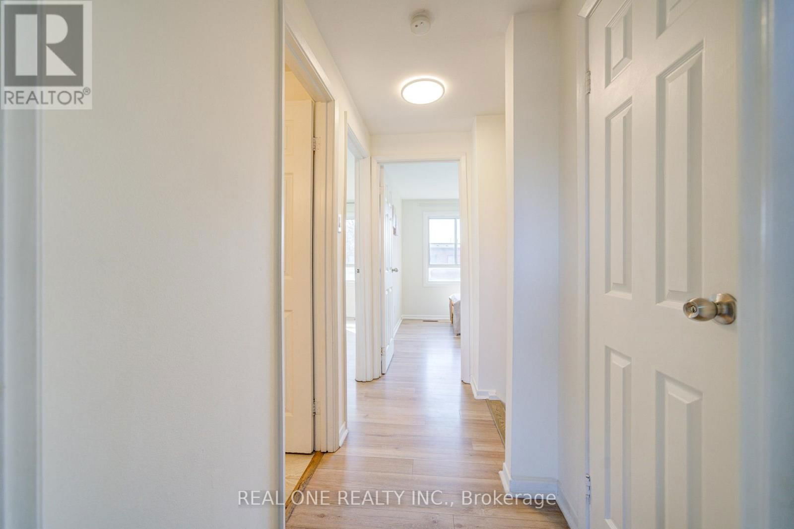 21 GRASS MEADOWAY WAY Image 16