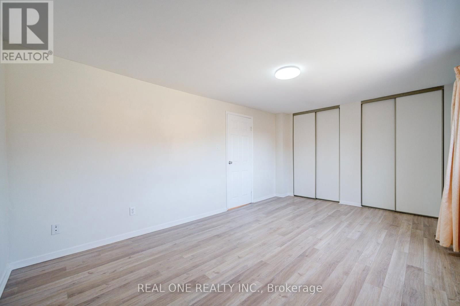 21 GRASS MEADOWAY WAY Image 18