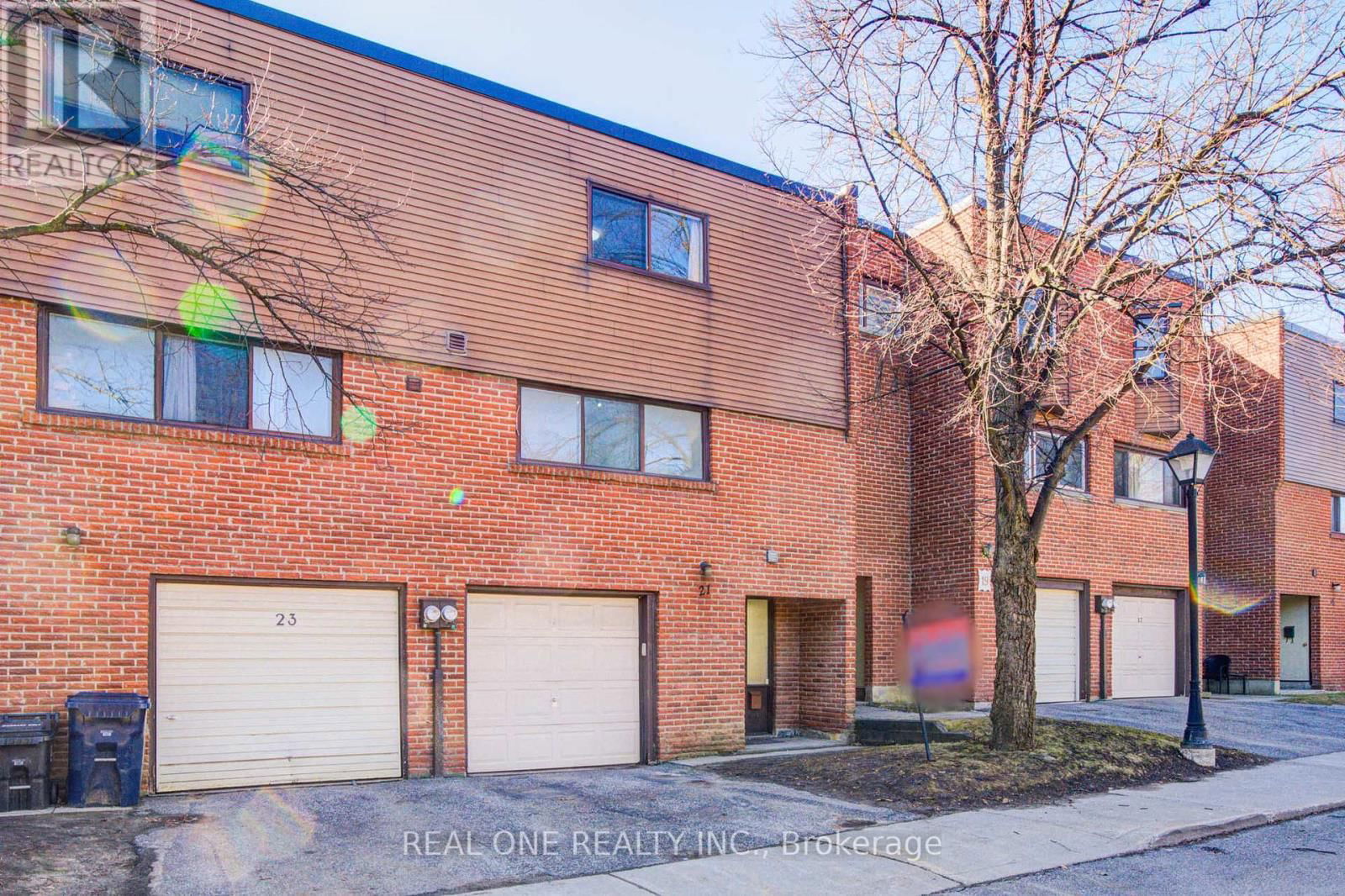 21 GRASS MEADOWAY WAY Image 2