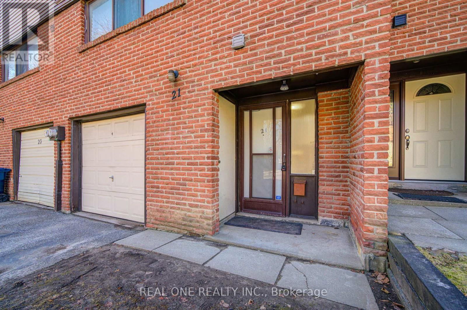 21 GRASS MEADOWAY WAY Image 3