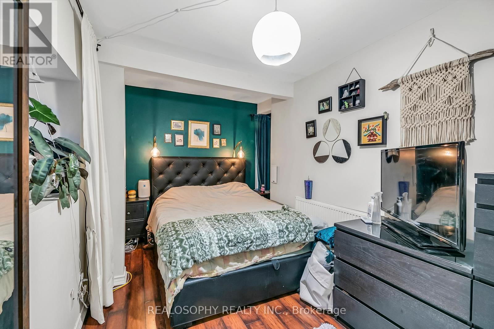 626 HURON STREET Image 34