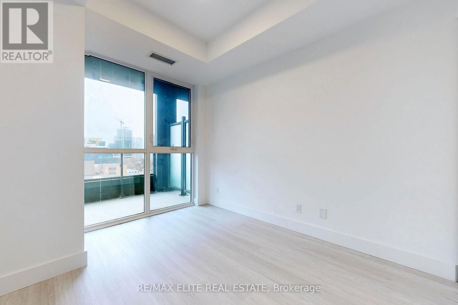 620 - 625 SHEPPARD AVENUE EAST Image 14