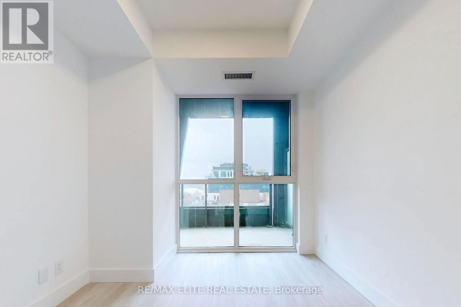 620 - 625 SHEPPARD AVENUE EAST Image 15