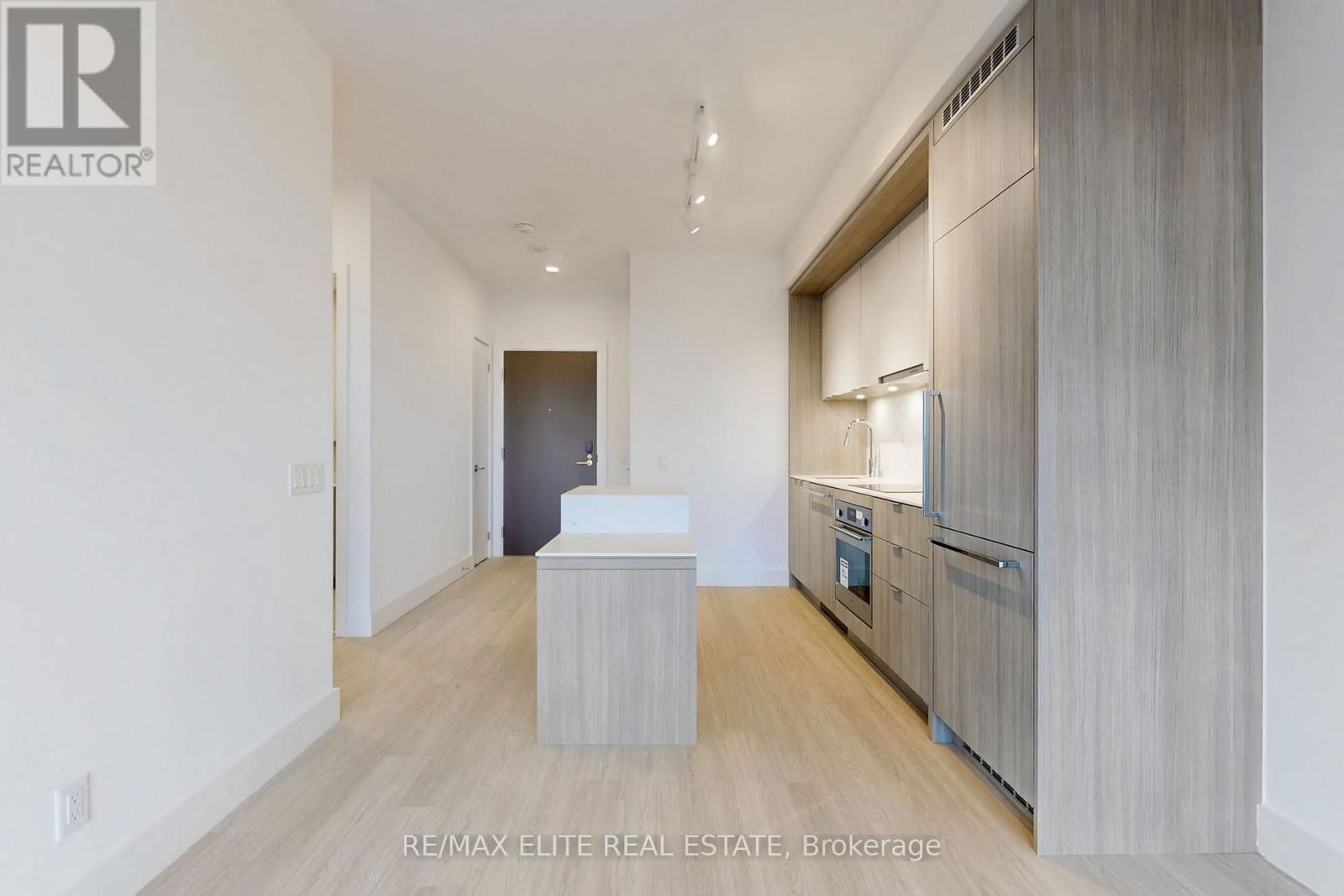 620 - 625 SHEPPARD AVENUE EAST Image 5