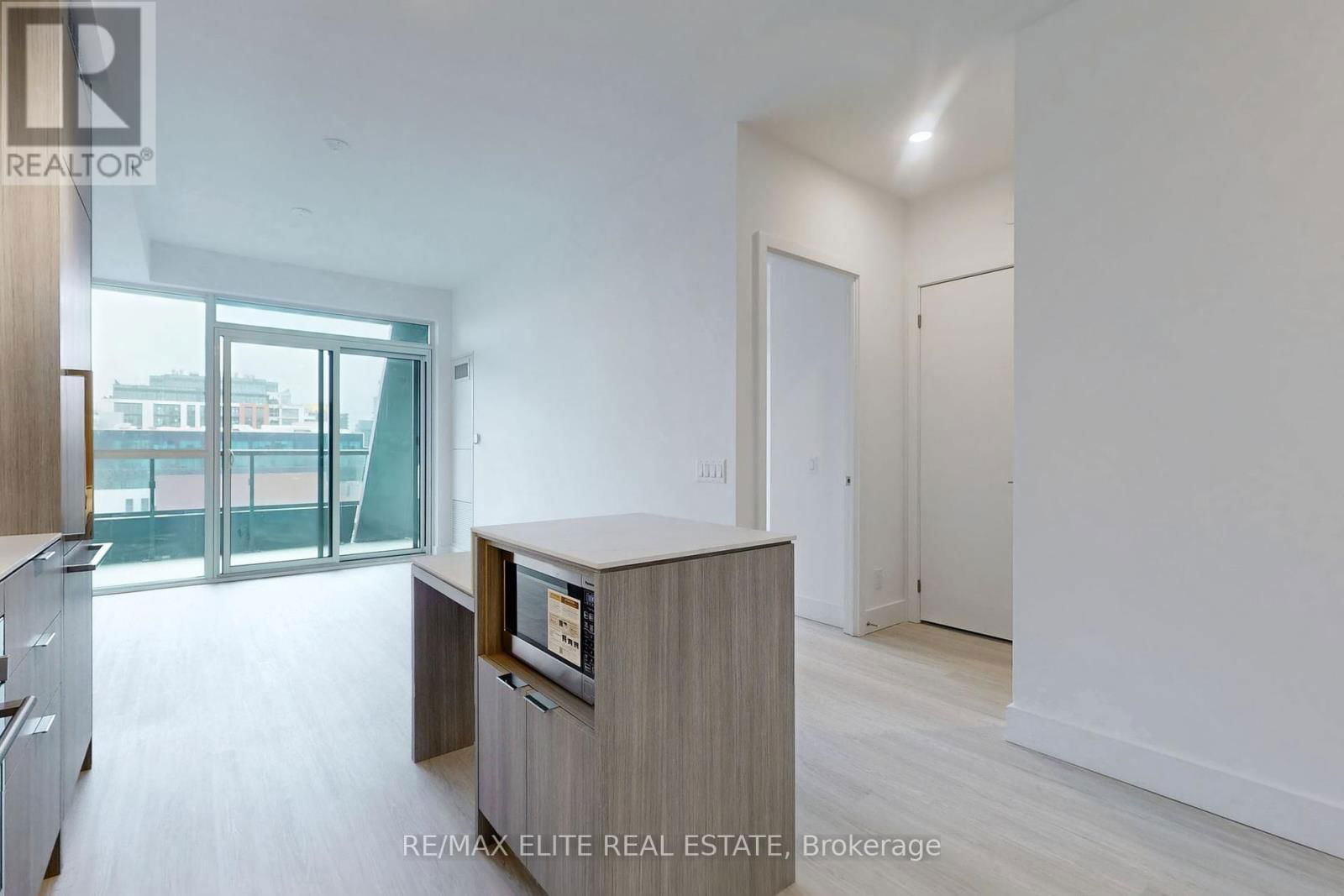 620 - 625 SHEPPARD AVENUE EAST Image 7