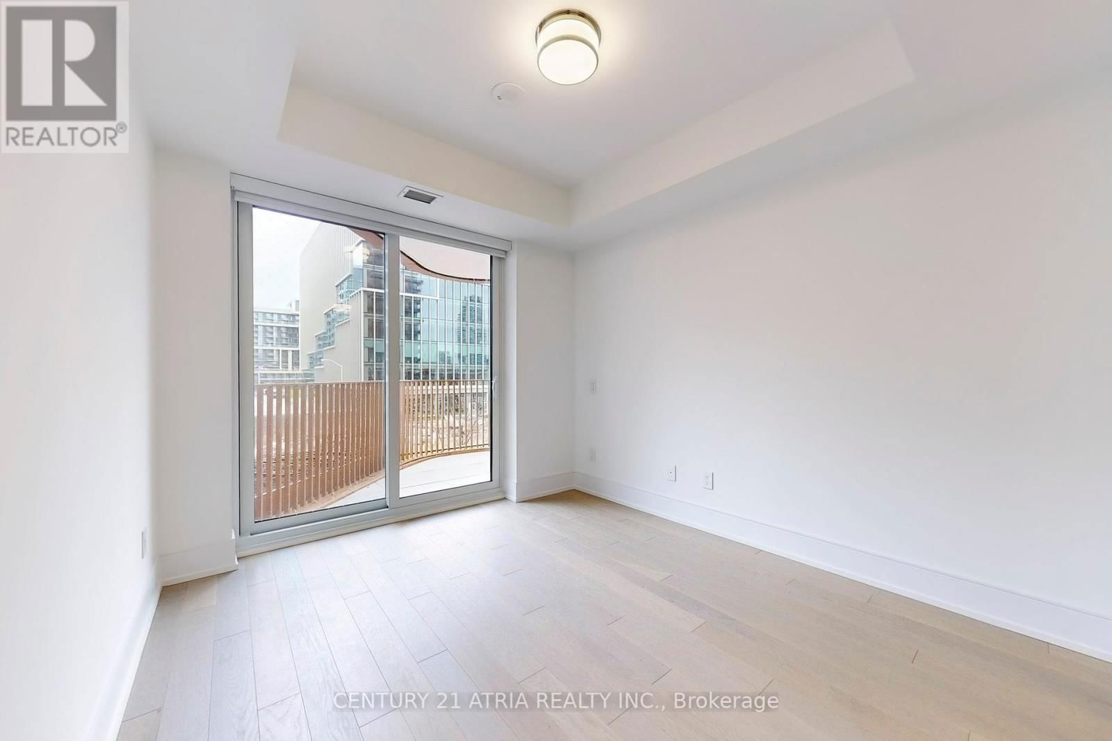 222 - 155 MERCHANTS WHARF WAY Image 13