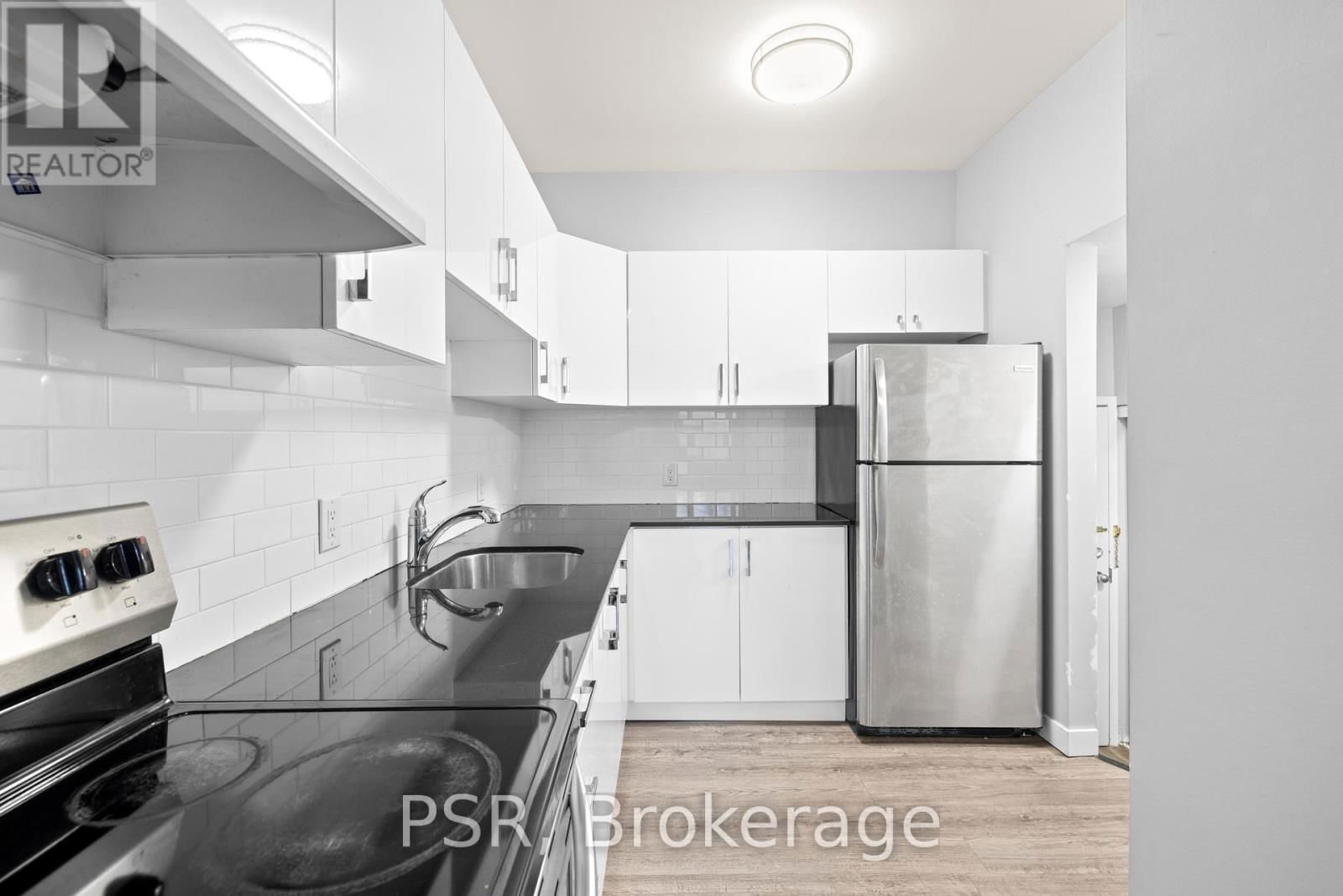 5 - 205 GERRARD STREET EAST Image 8
