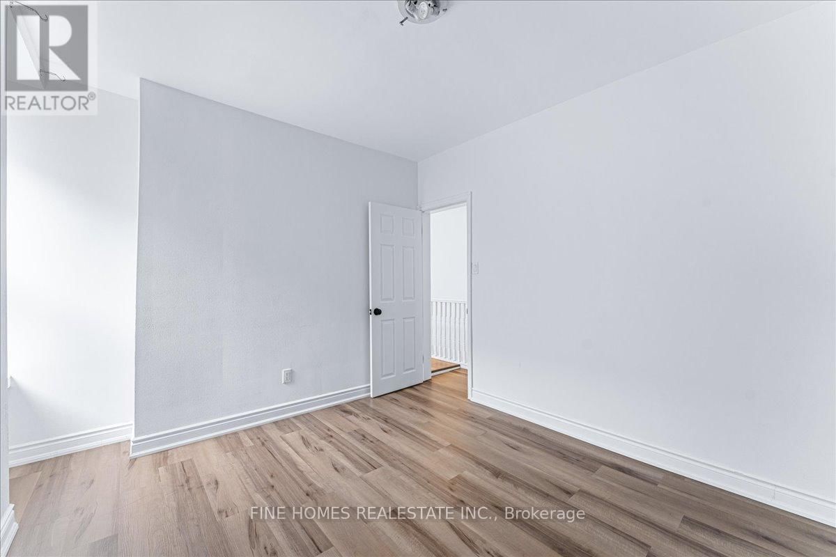 2nd floor - 390 OAKWOOD AVENUE Image 10