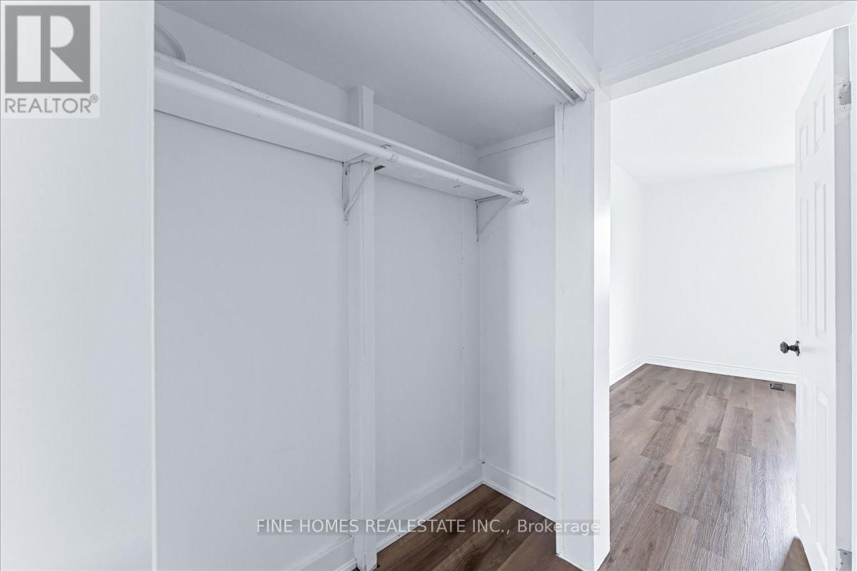 2nd floor - 390 OAKWOOD AVENUE Image 11
