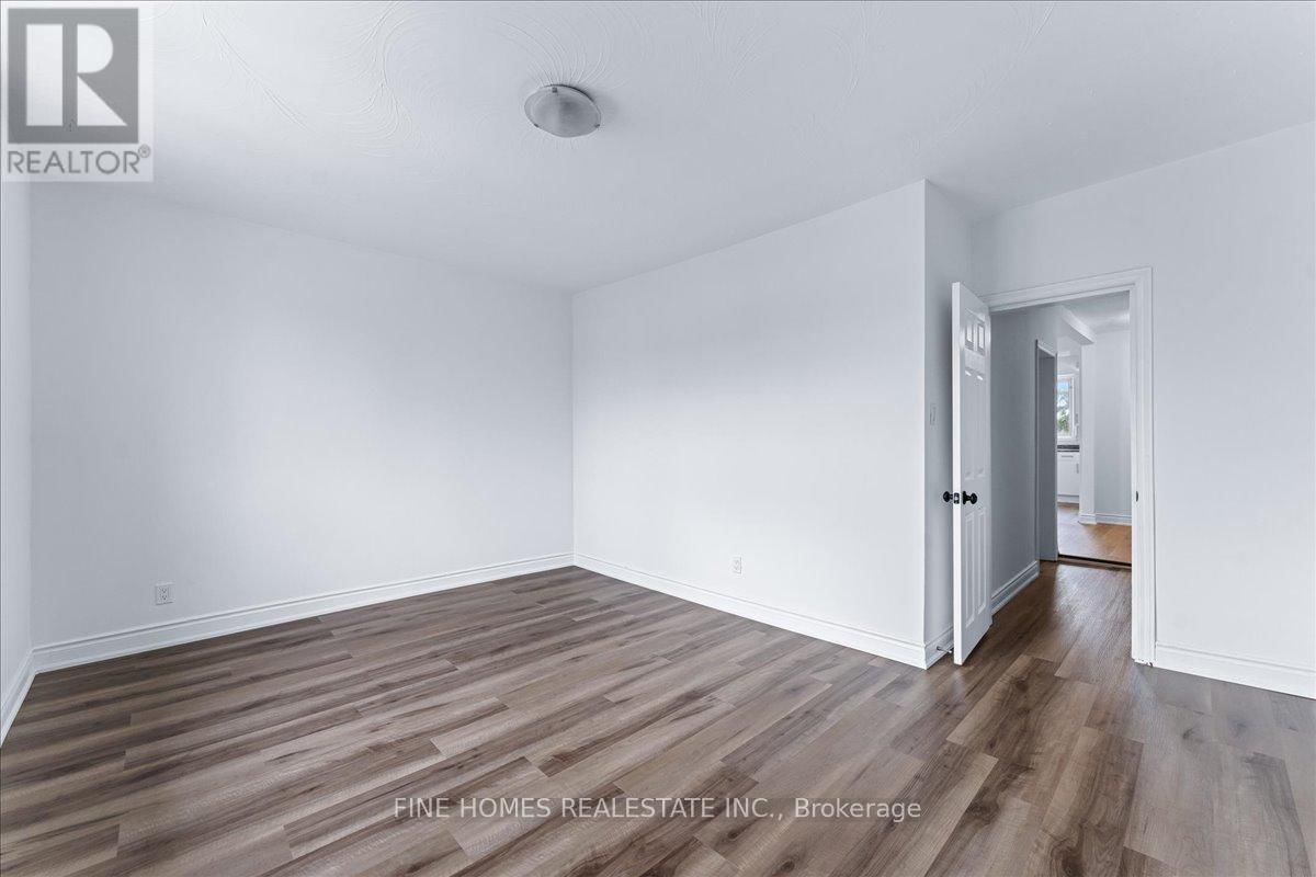2nd floor - 390 OAKWOOD AVENUE Image 13