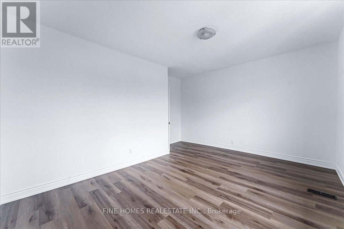 2nd floor - 390 OAKWOOD AVENUE Image 14