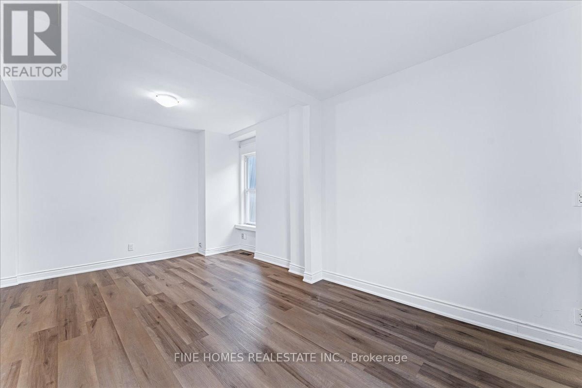 2nd floor - 390 OAKWOOD AVENUE Image 5