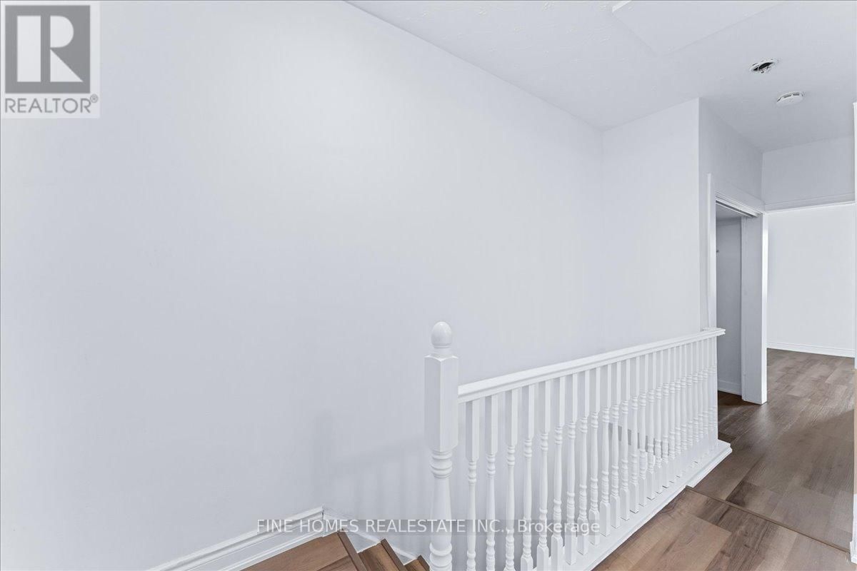 2nd floor - 390 OAKWOOD AVENUE Image 7