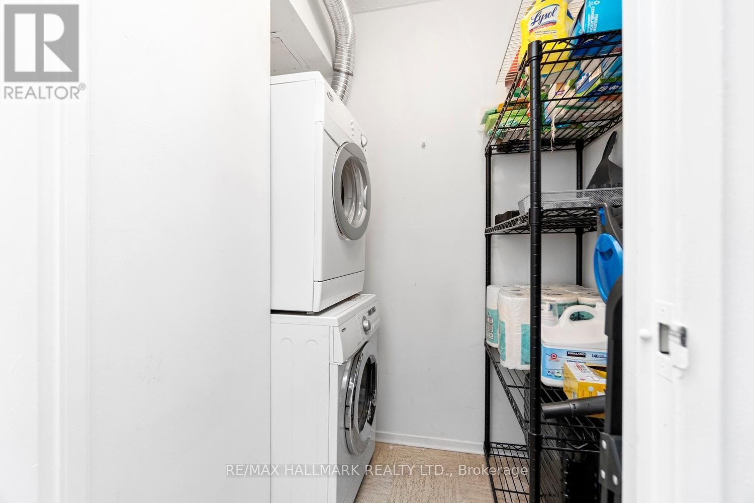 417 - 89 MCCAUL STREET Image 16