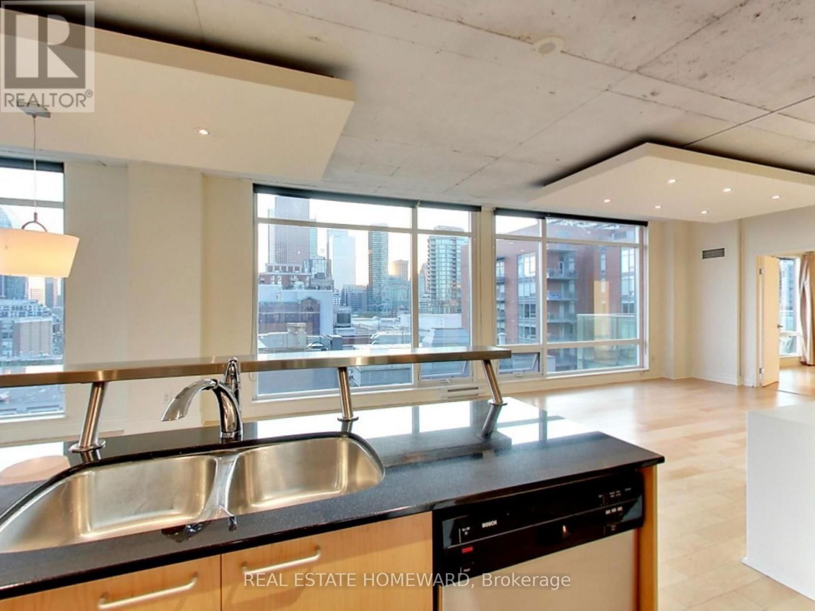 1019 - 333 ADELAIDE STREET EAST Image 3