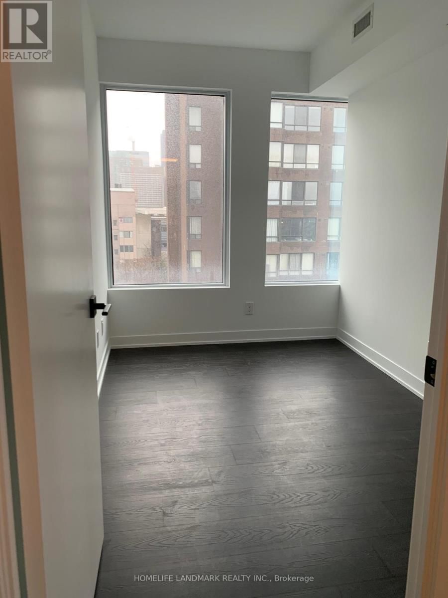 806 - Jarvis 319 STREET Image 18
