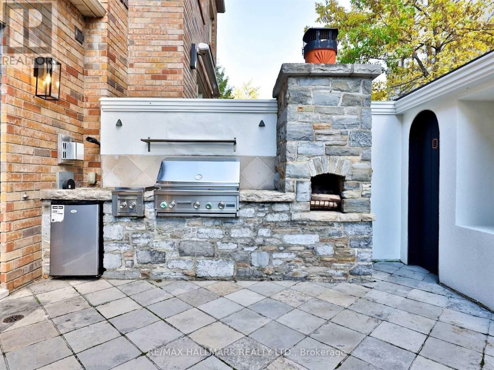 31 WEBSTER AVENUE Image 22