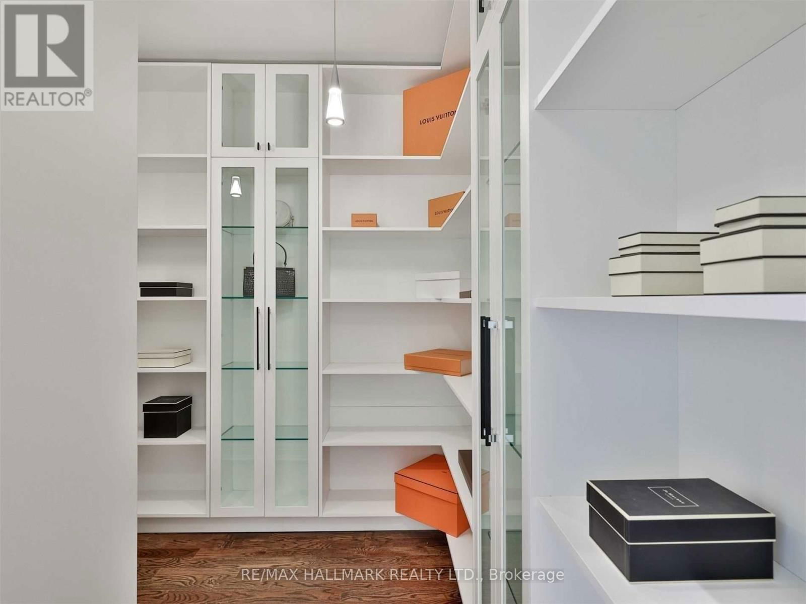 31 WEBSTER AVENUE Image 32