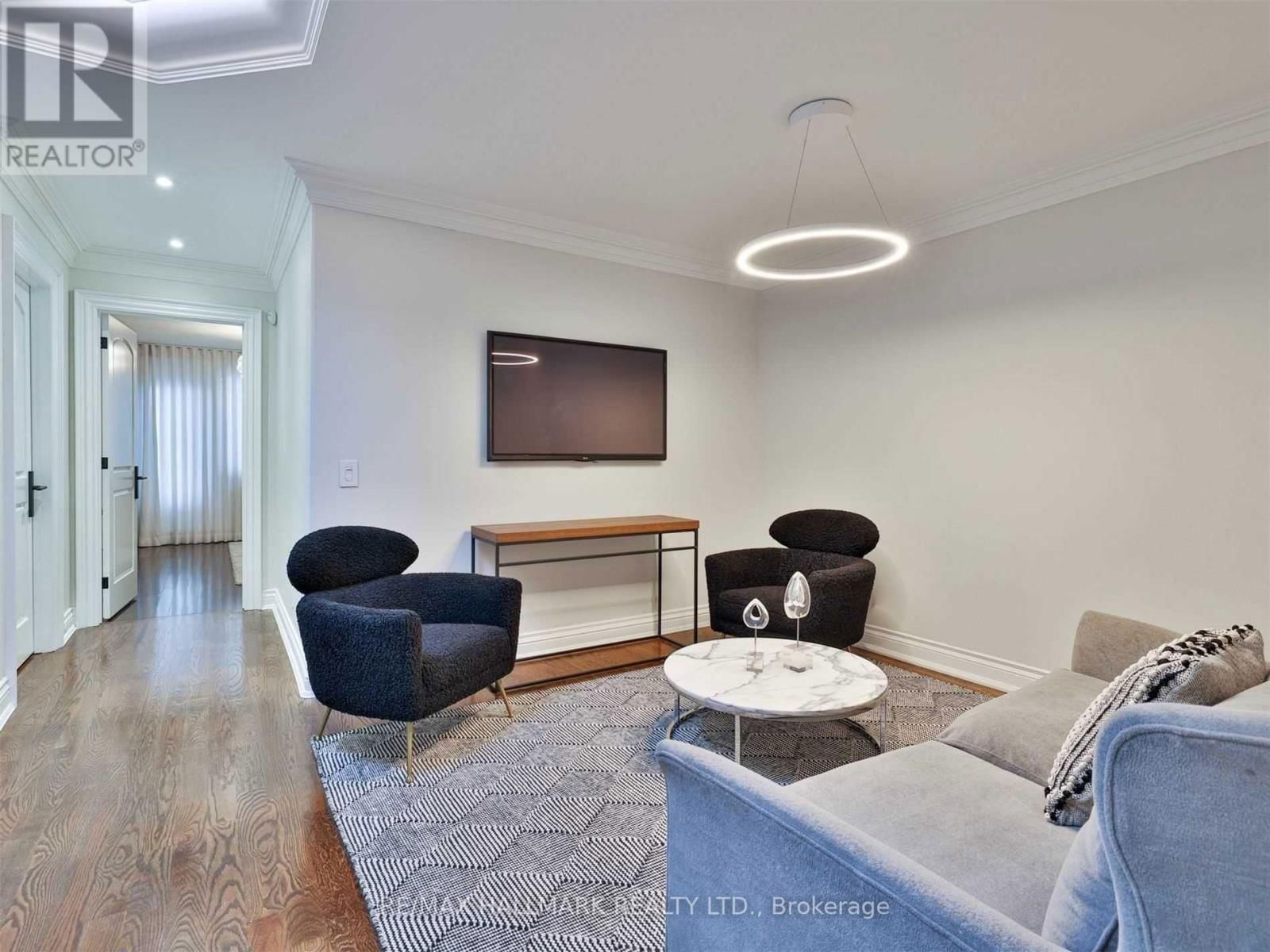 31 WEBSTER AVENUE Image 33