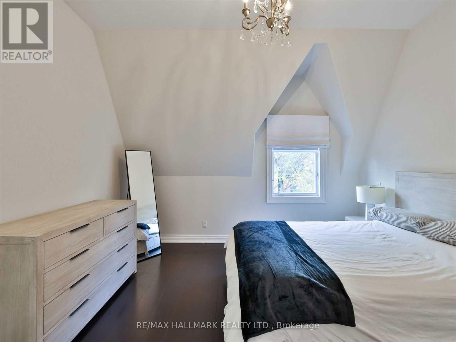 31 WEBSTER AVENUE Image 35