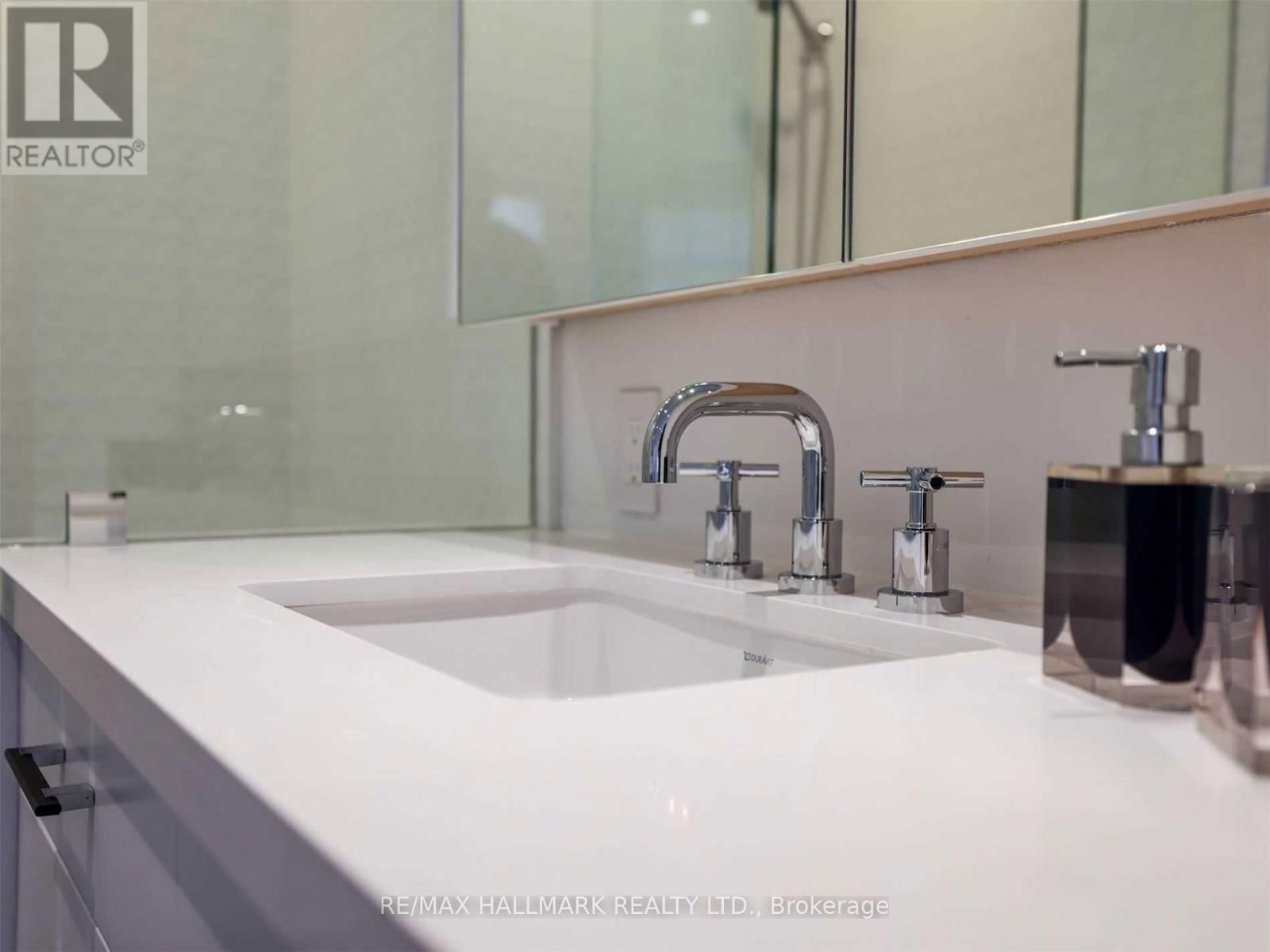 31 WEBSTER AVENUE Image 40