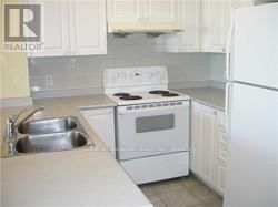 2815 - 18 PARKVIEW AVENUE Image 6