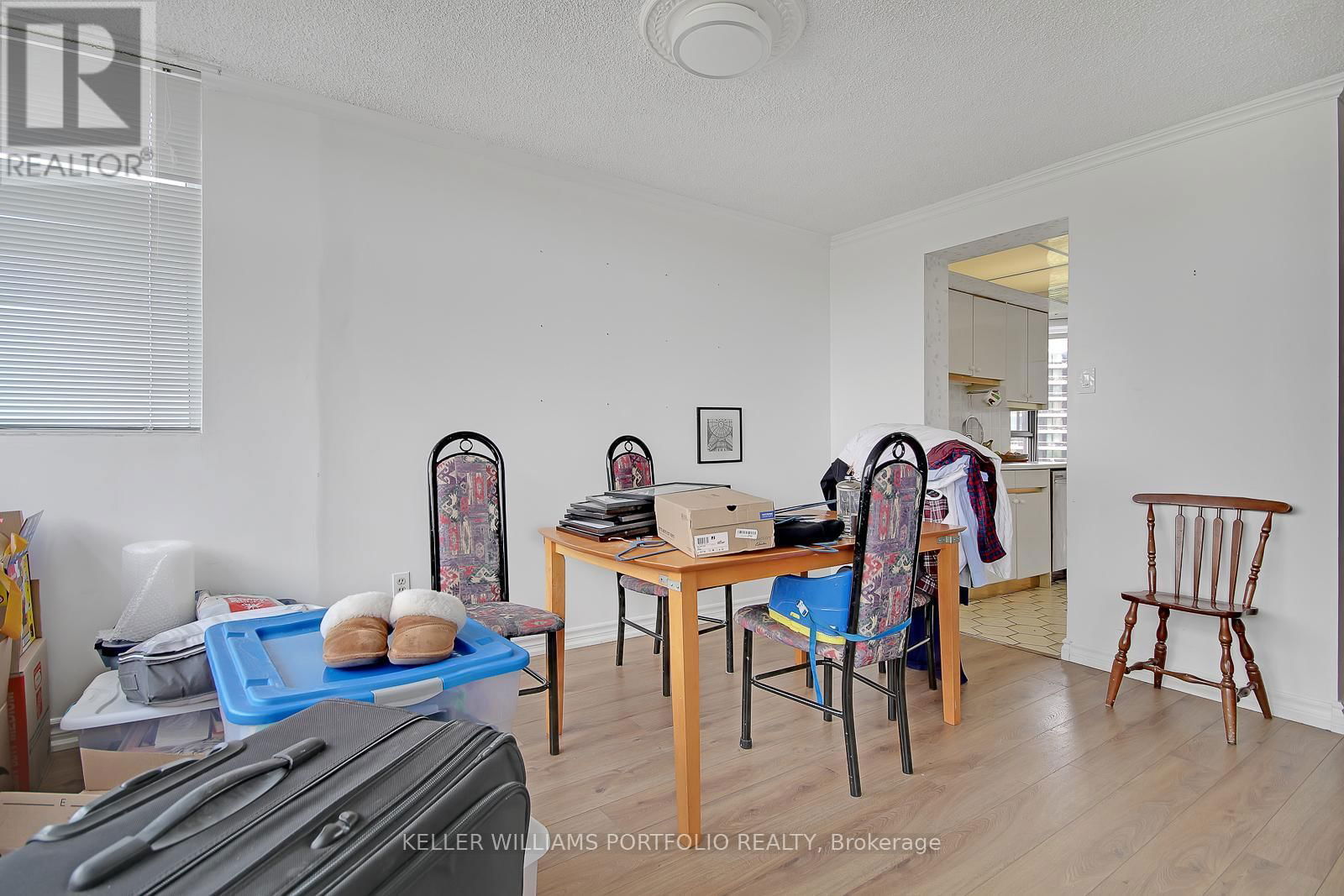 702 - 100 ANTIBES DRIVE Image 10