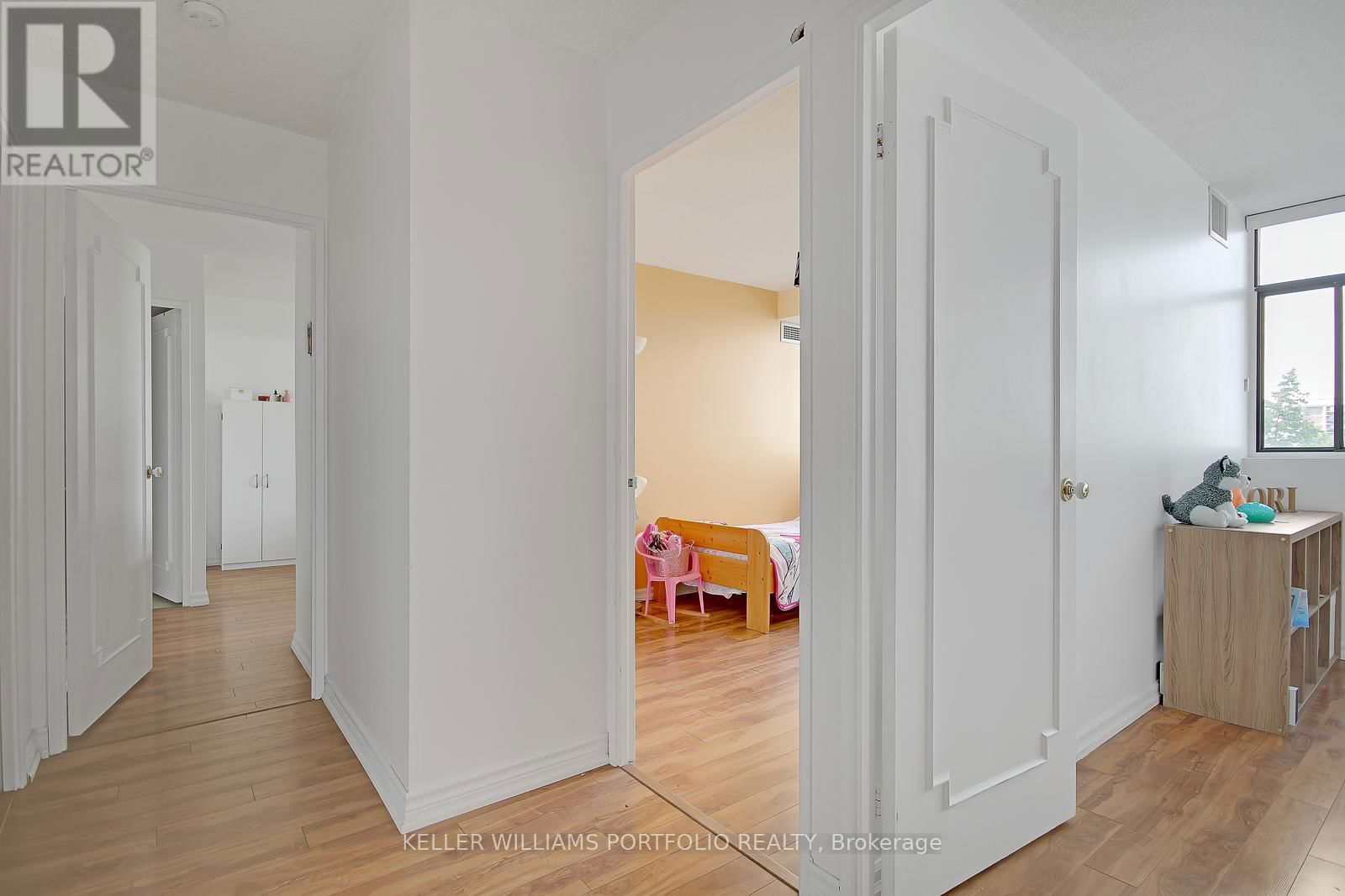 702 - 100 ANTIBES DRIVE Image 15