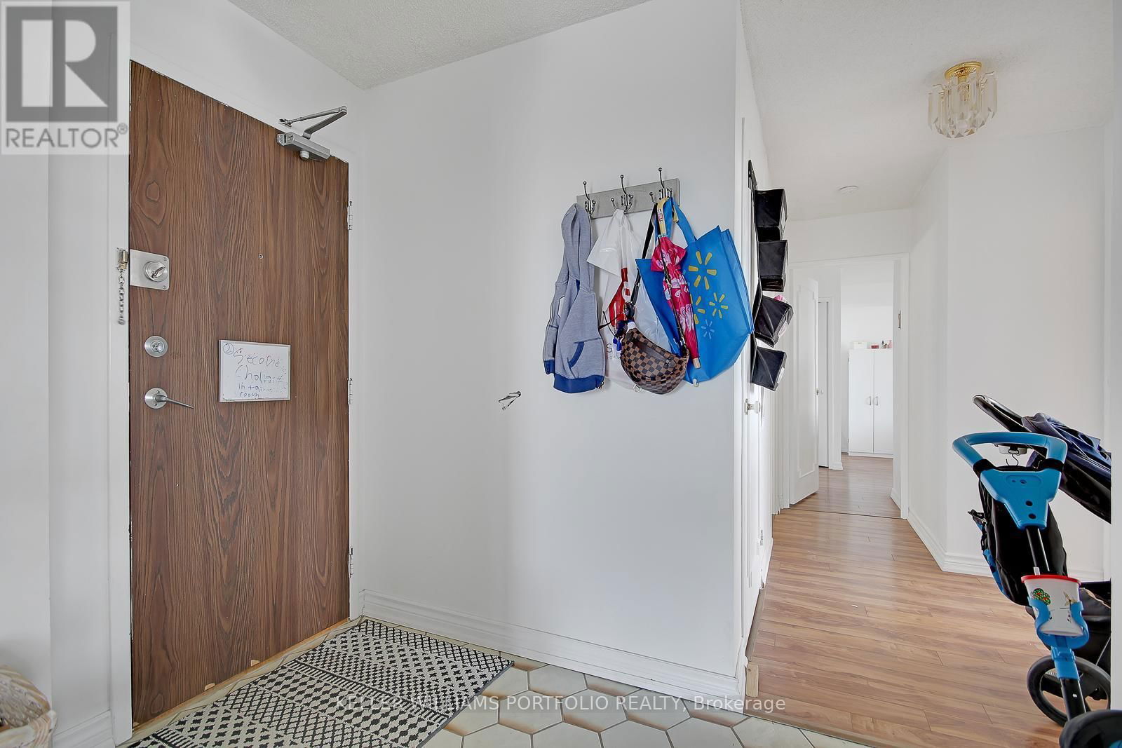 702 - 100 ANTIBES DRIVE Image 3