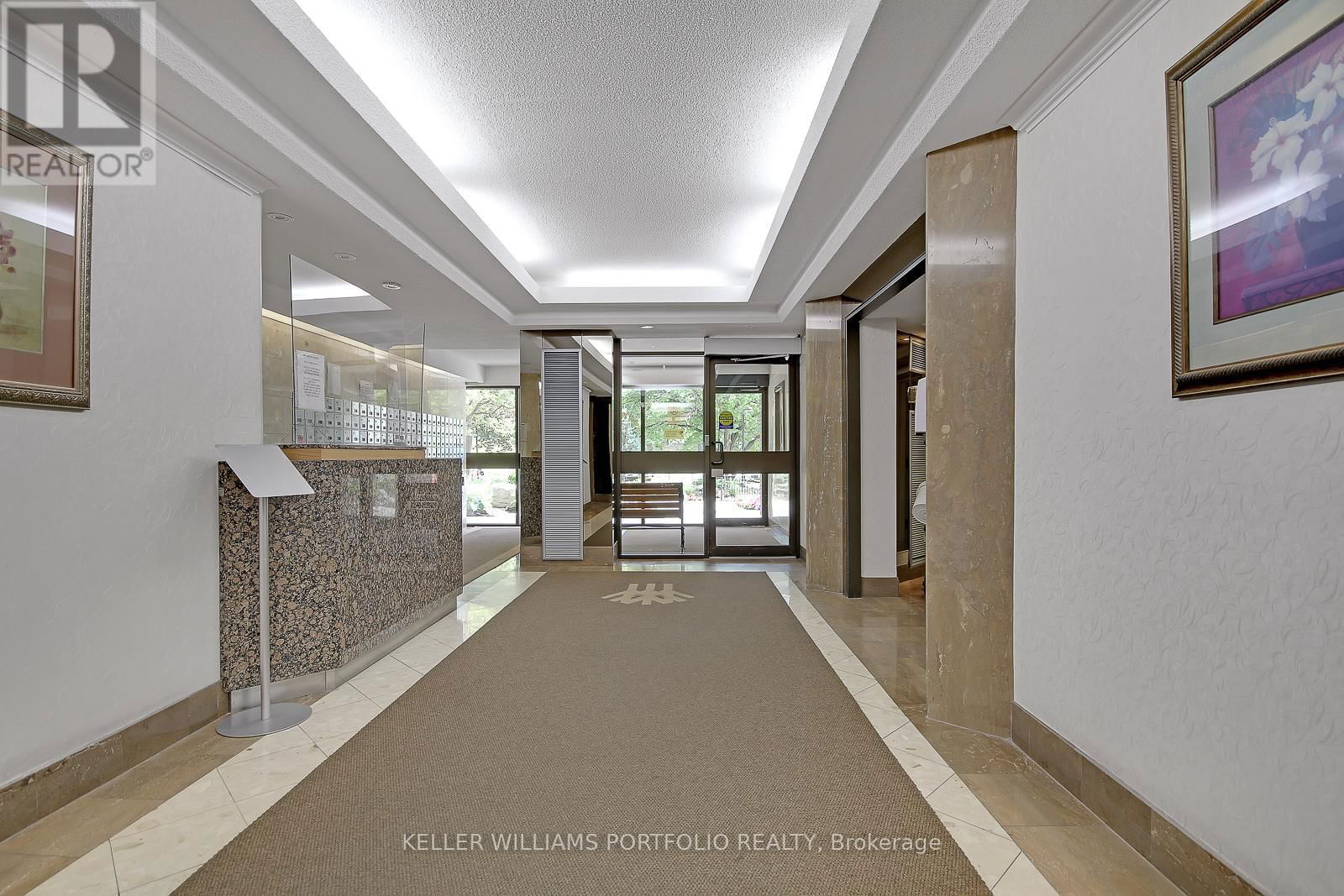 702 - 100 ANTIBES DRIVE Image 32