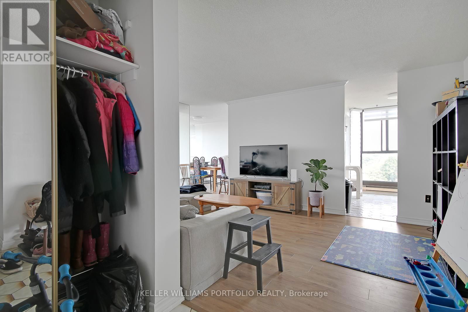 702 - 100 ANTIBES DRIVE Image 4