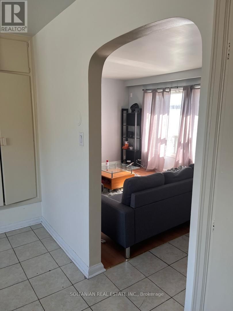 228 FINCH AVENUE WEST Image 14