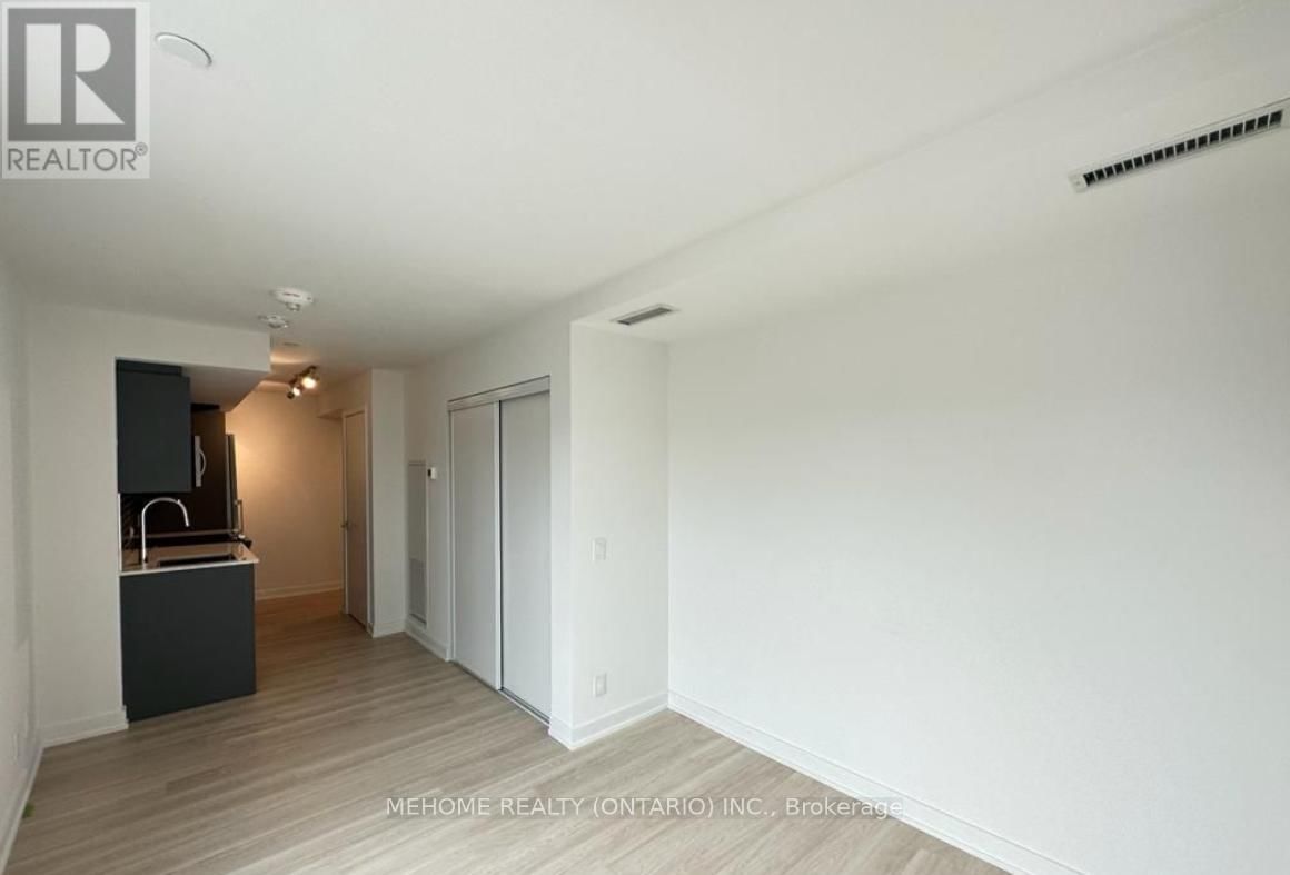 #1301 - 30 TRETTI WAY Image 9