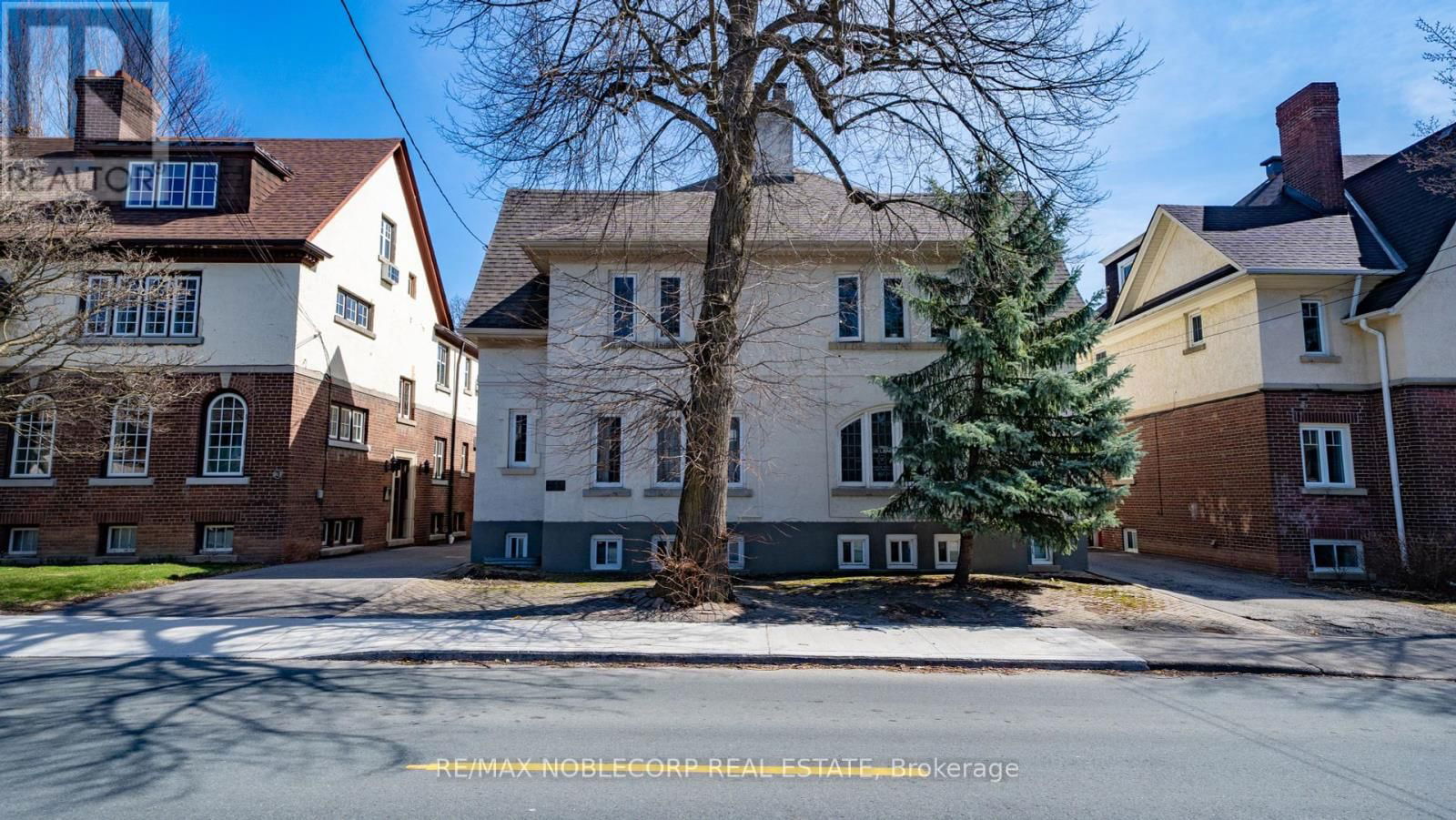 809-811 DUPLEX AVENUE Image 3