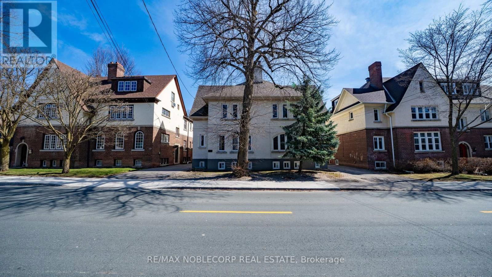 809-811 DUPLEX AVENUE Image 4