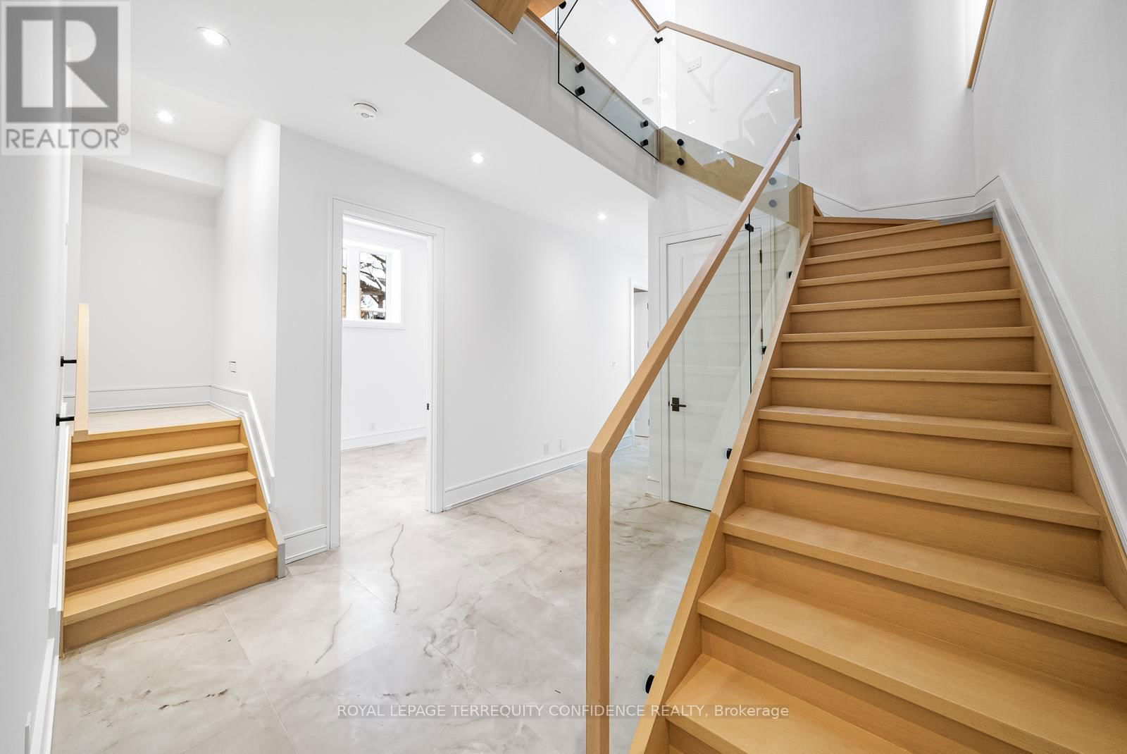 338B HORSHAM AVENUE Image 33