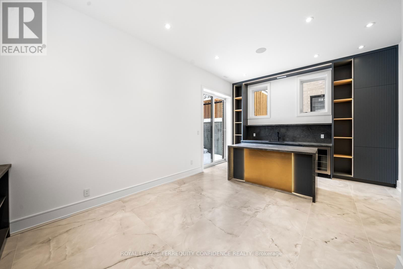 338B HORSHAM AVENUE Image 34