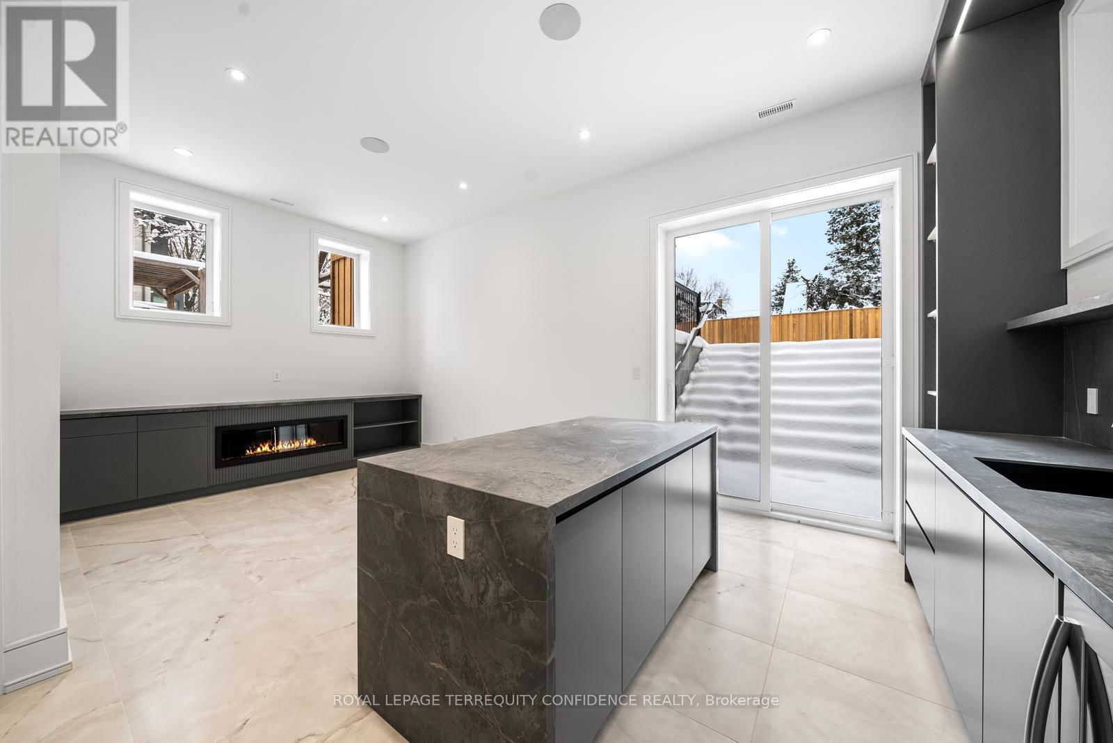 338B HORSHAM AVENUE Image 37
