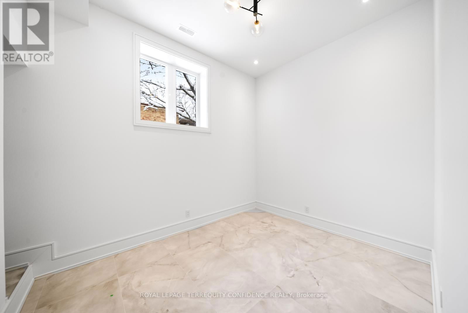 338B HORSHAM AVENUE Image 38